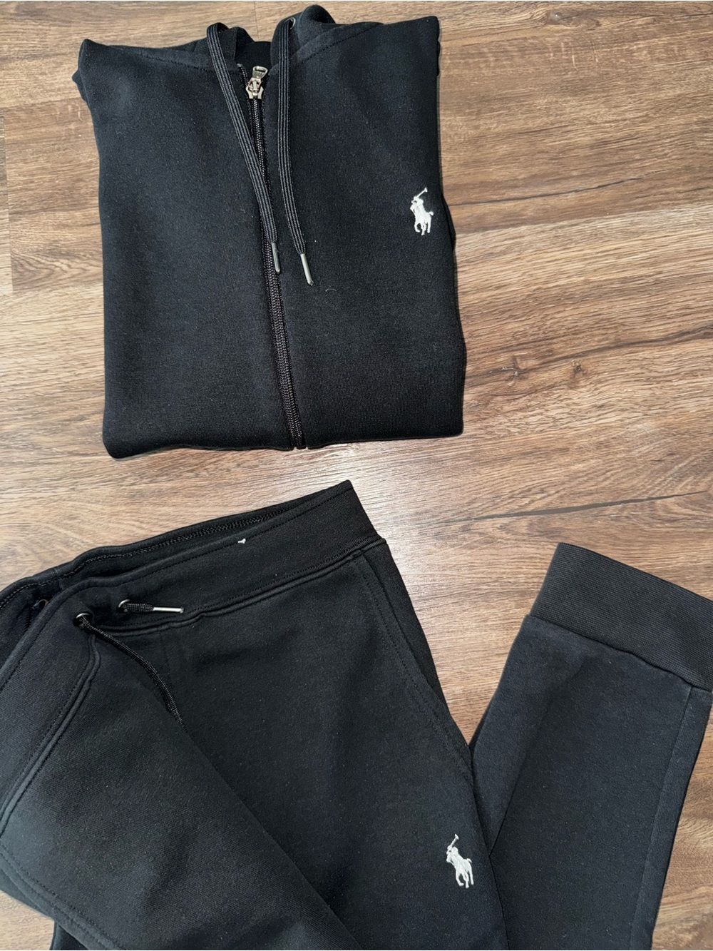 Ralph Lauren Polo Men’s Jogging Set - Picture 2 of 4